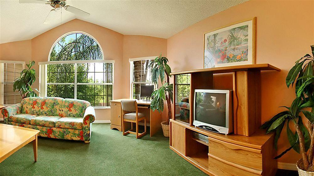 Holiday Villas Of Kissimmee Exterior photo